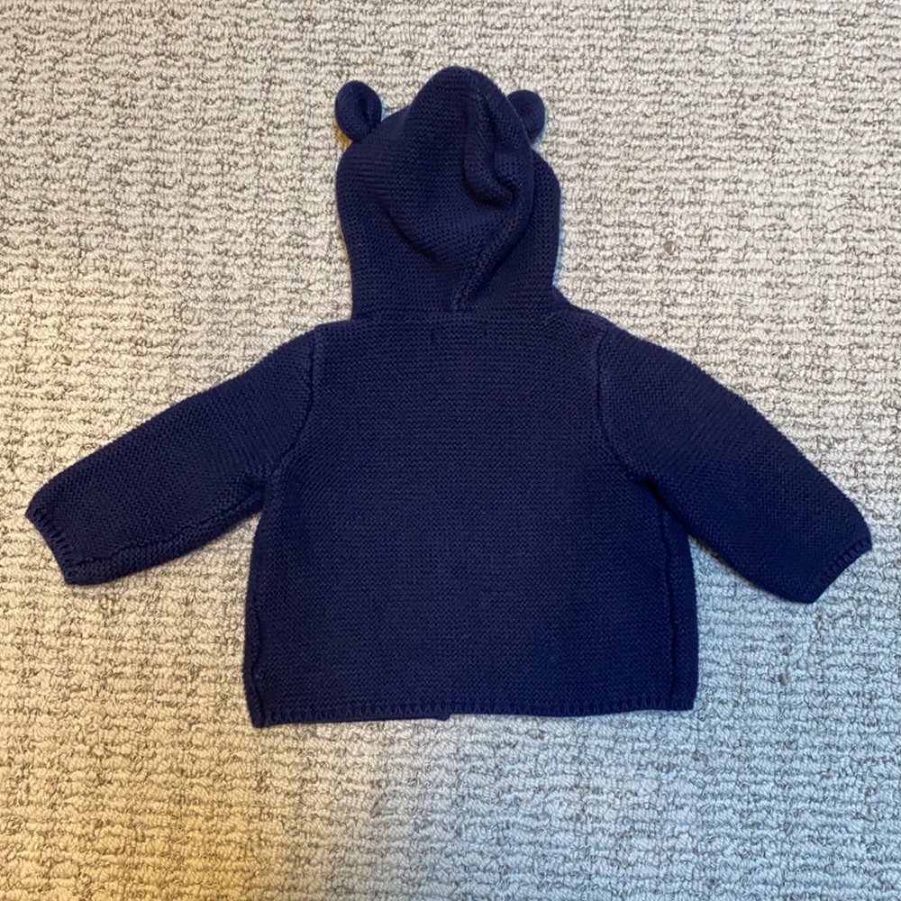 Gap Baby Brannan Bear Sweater, Size 3-6 months - Picture 4 of 4